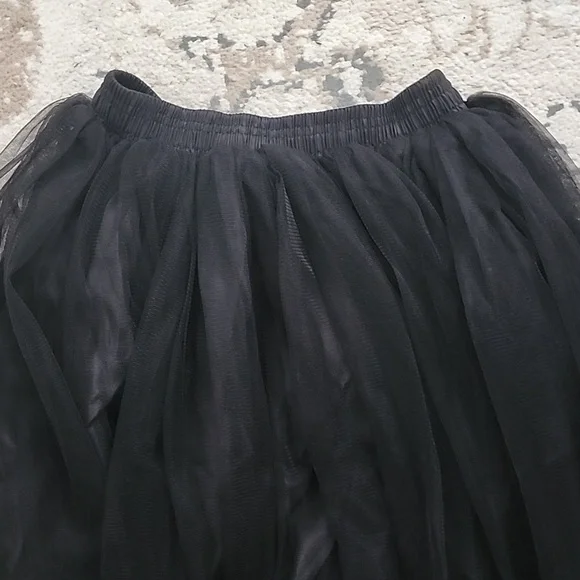 BLACK Tulle floor length skirt - Picture 2 of 5